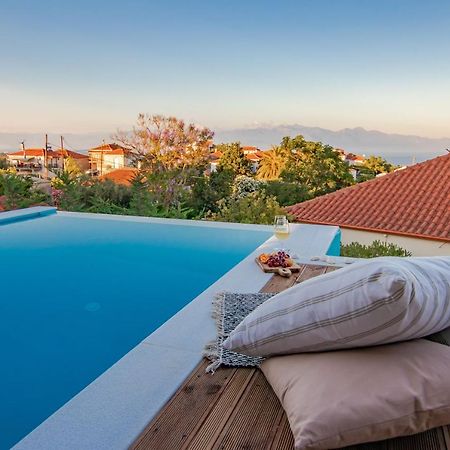 Georgianna'S Suite With Private Pool , 'Blank Suite' Charokopio Dış mekan fotoğraf